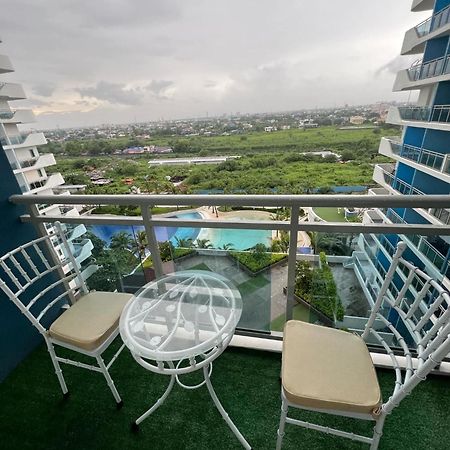 Azure North Amirah'S Place Pampanga Exterior foto